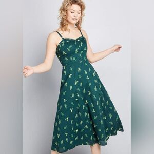 Modcloth Interest Achieved Green Cactus Print Midi Dress